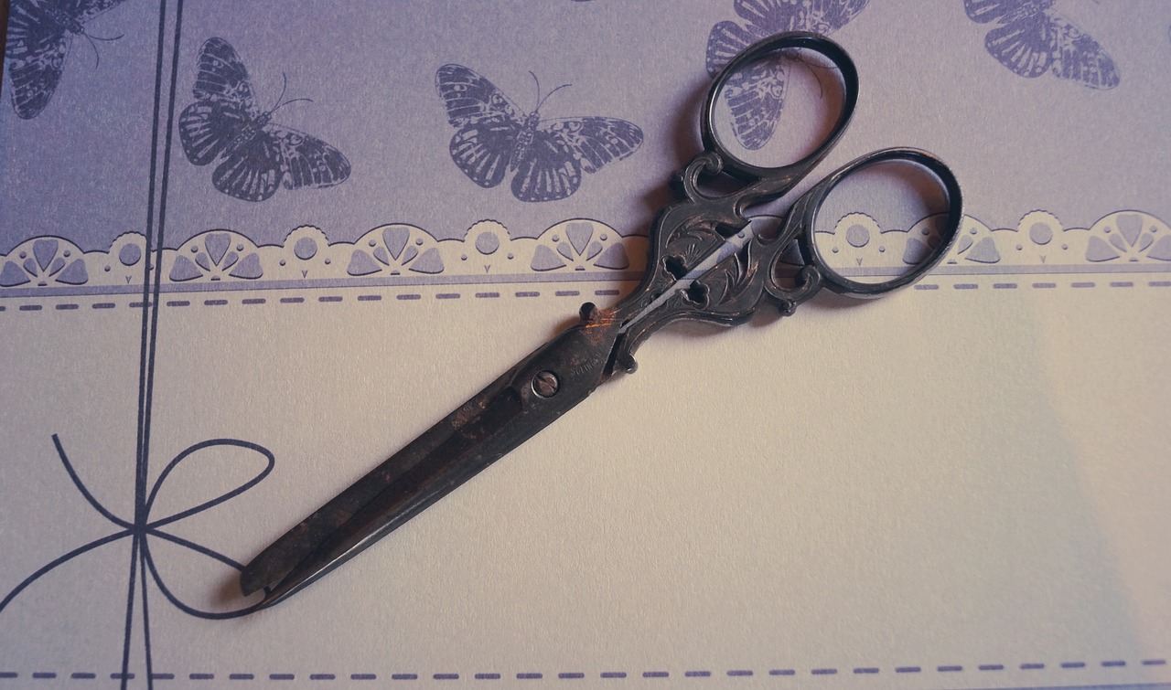 scissors-1717206_1280